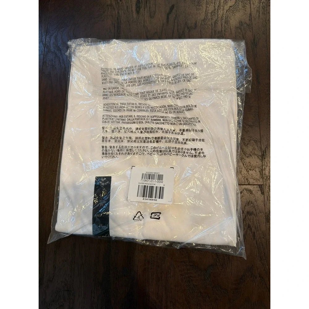 Banana‎ Republic T Shirt Bundle NIP